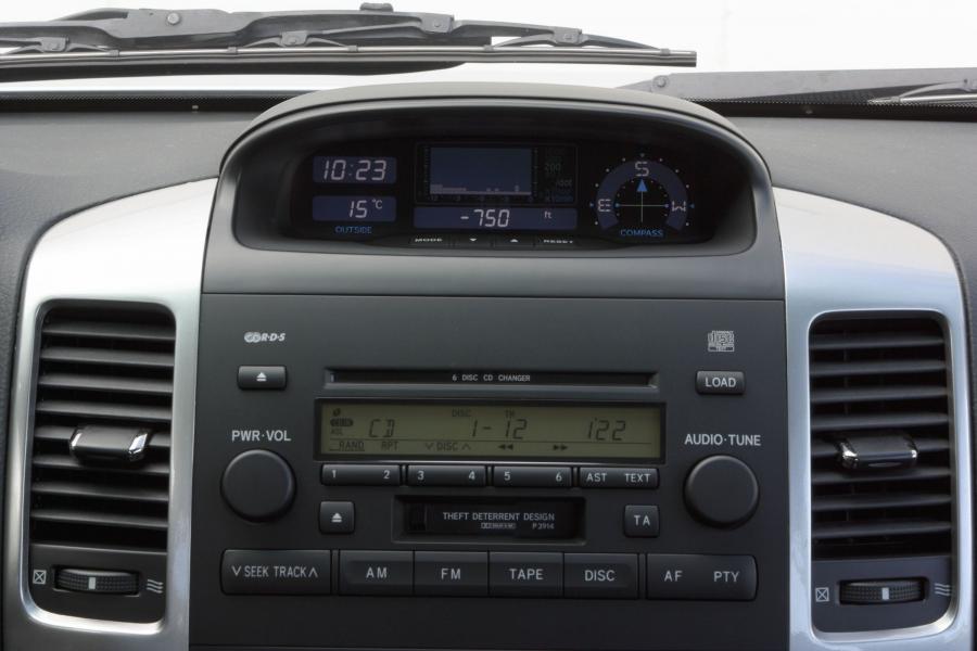  Toyota Land Cruiser 2003 года  (фото 33 из 192)